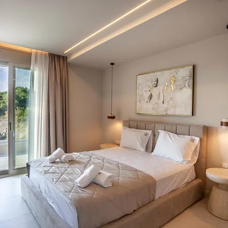 Kallies With Shared Pool Villa