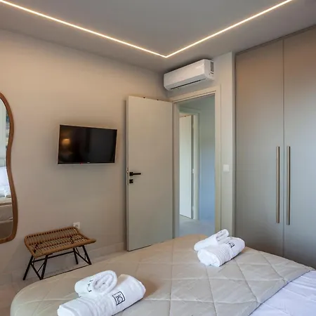 Kallies With Shared Pool Villa *