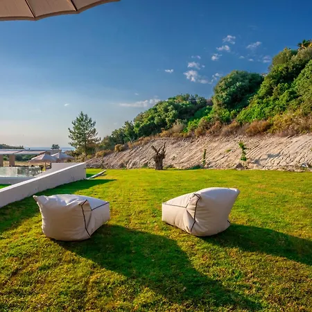 Kallies With Shared Pool Villa Pefkochori